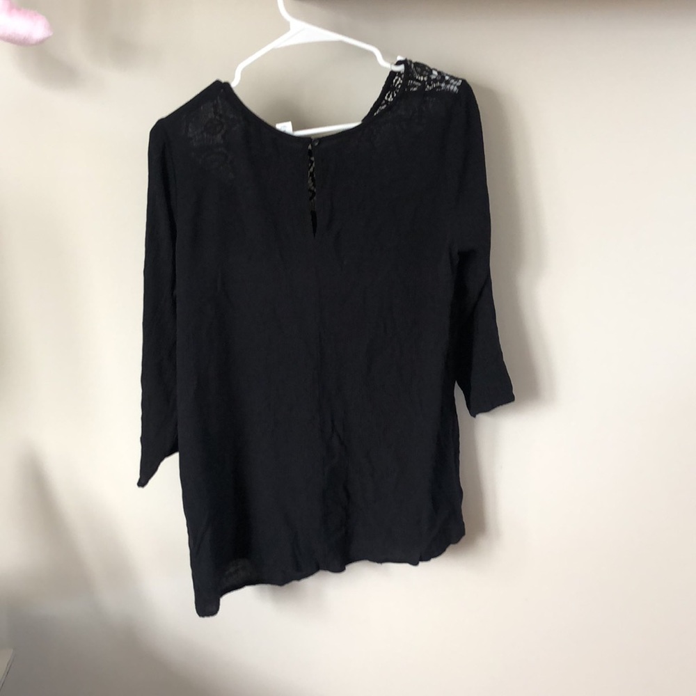 Maternity Blouse - Picture 2 of 3